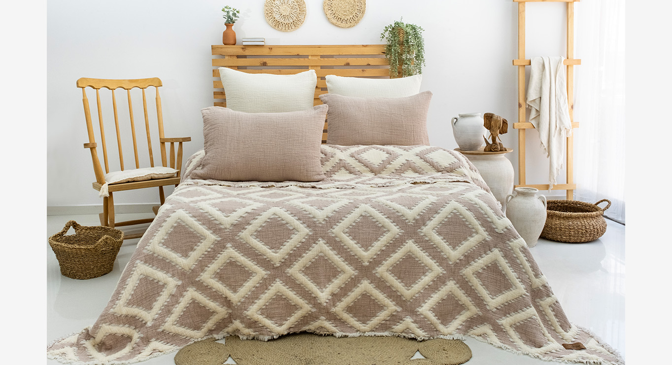 Turkiškos tekstilės kolekcija-slankiklis-1