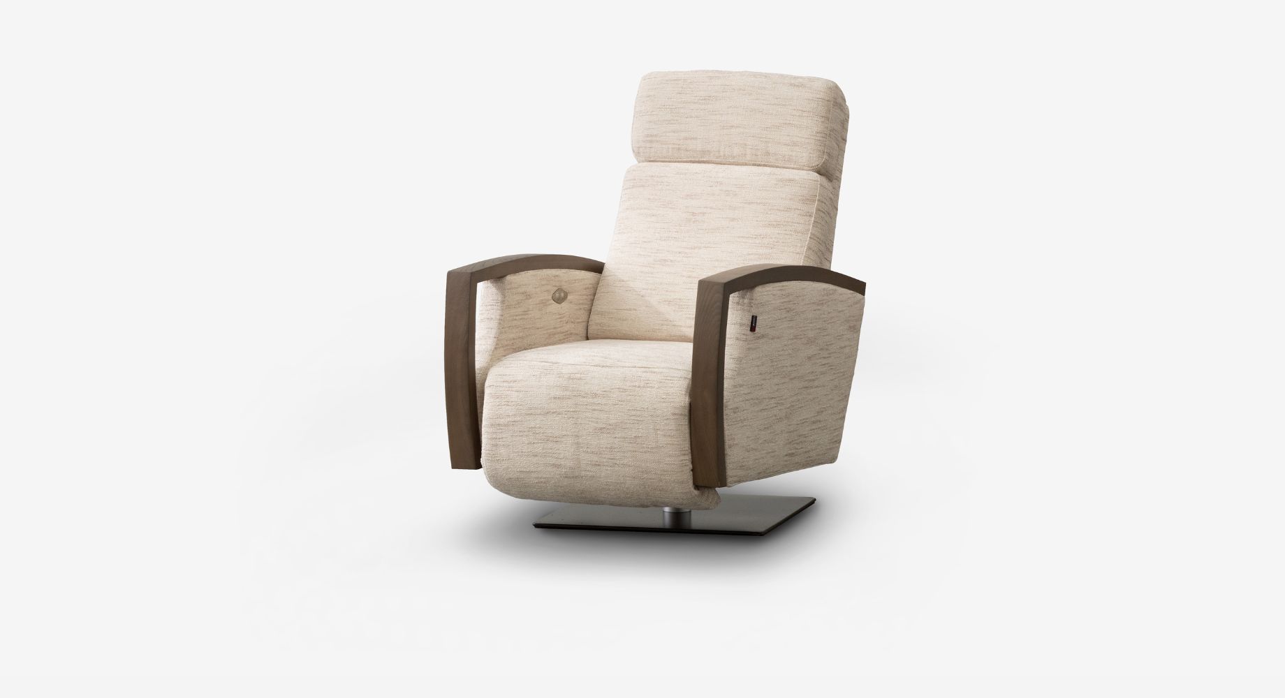 AMBER fotelis su reglaineriu 1