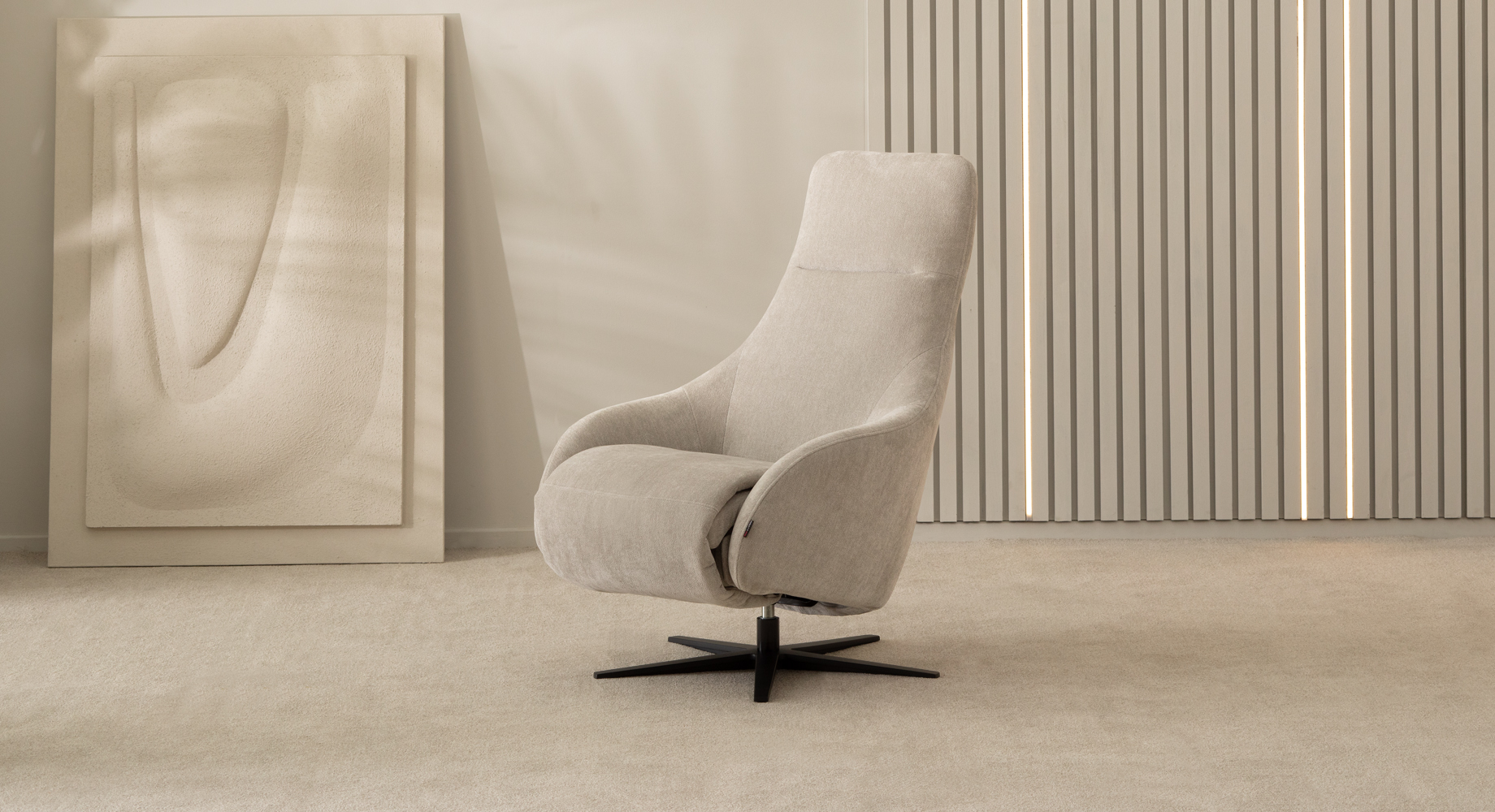 BRUSSEL fotelis su reglaineriu 2