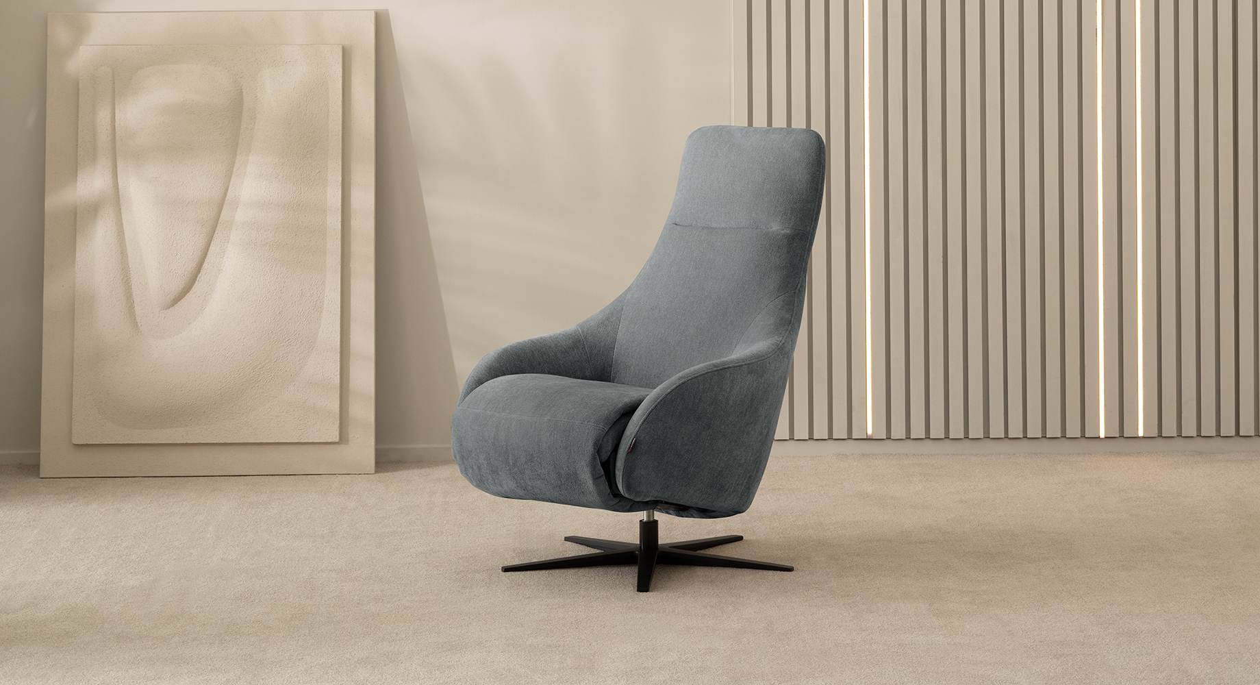 BRUSSEL fotelis su reglaineriu 2