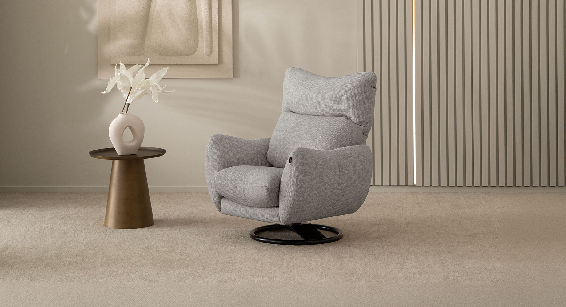 GRETA fotelis su reglaineriu 2