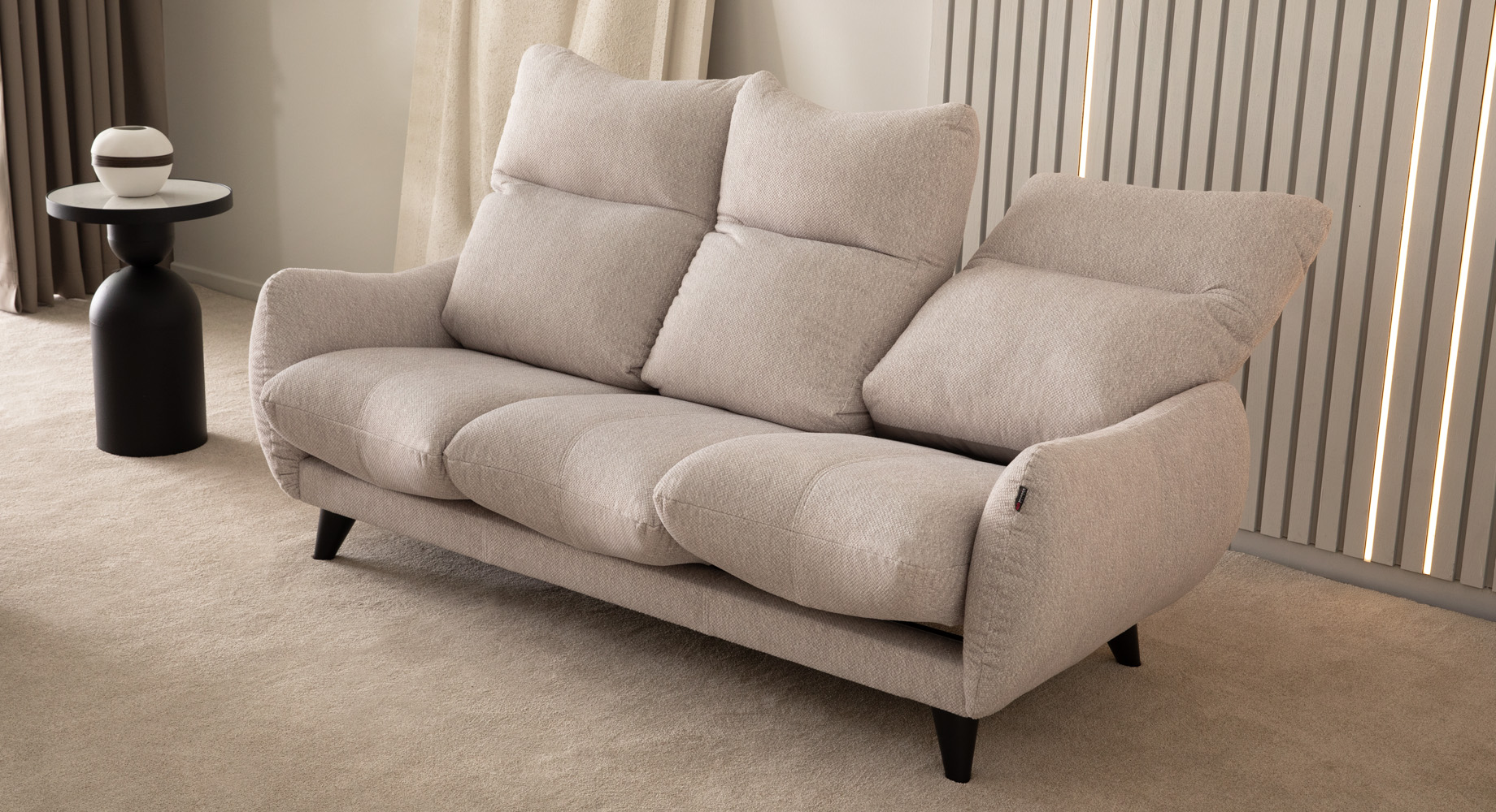 GRETA sofa 1920x900 4