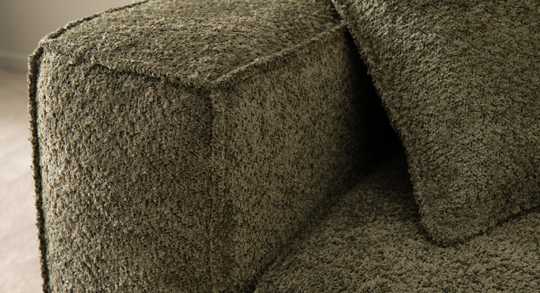 HIPER sofa 2460x1010 4