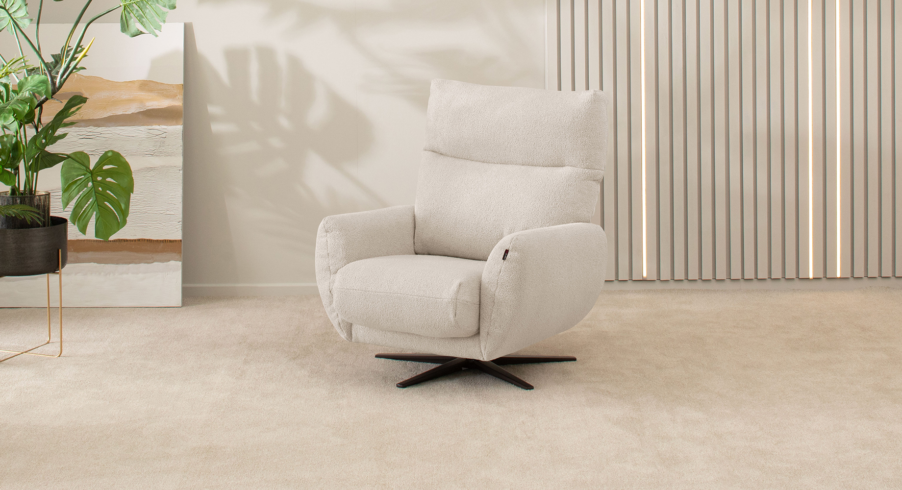 KORAL fotelis su reglaineriu paveiklėlis 2