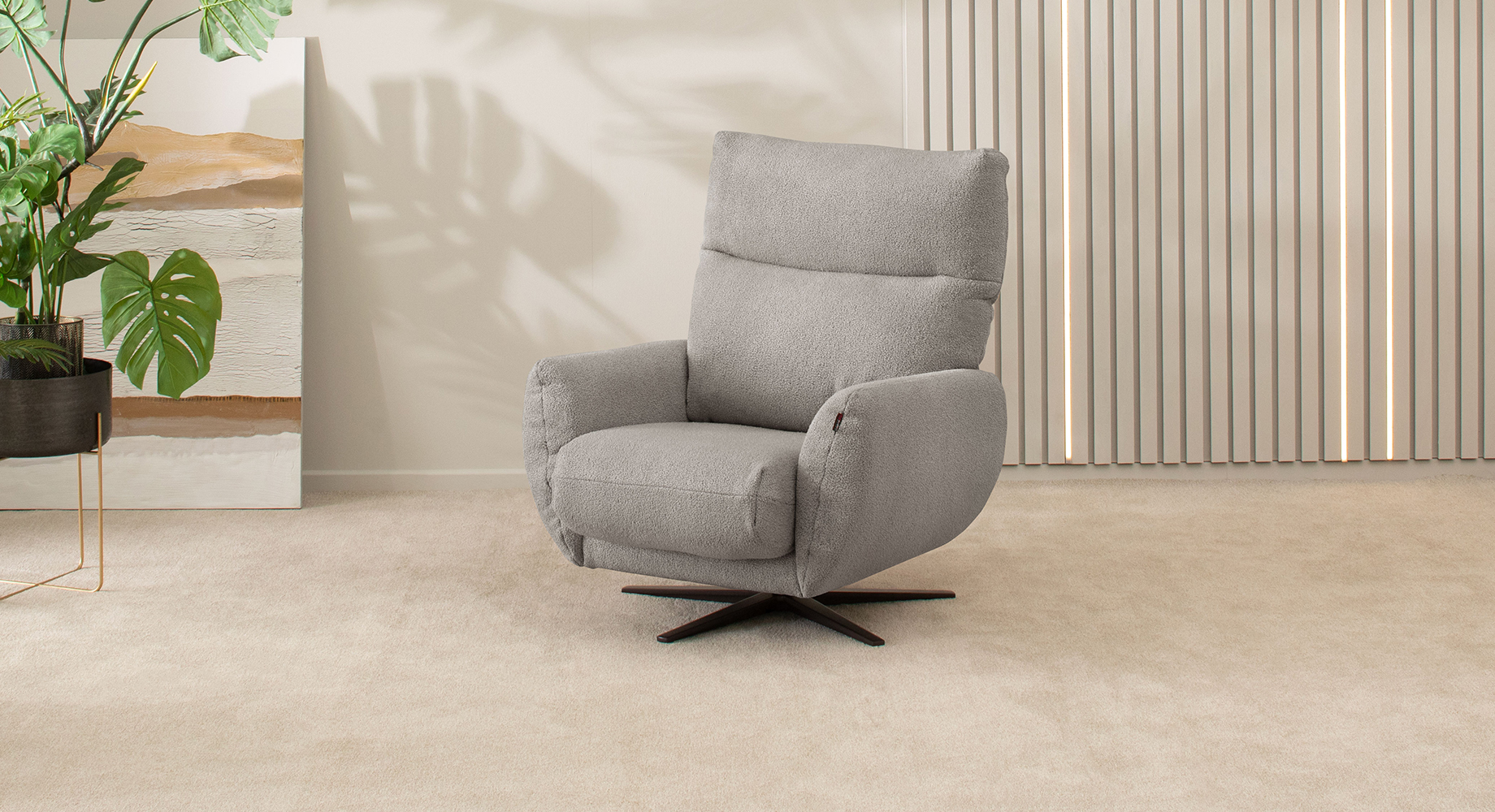 KORAL fotelis su reglaineriu paveiklėlis 2