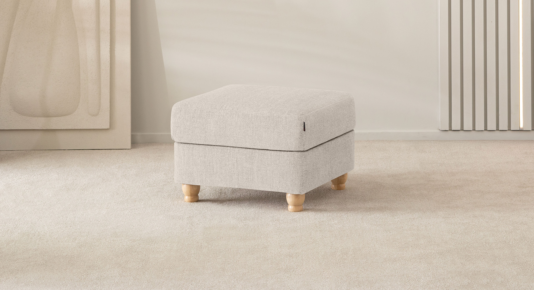 LUKA pufas 640x640 2