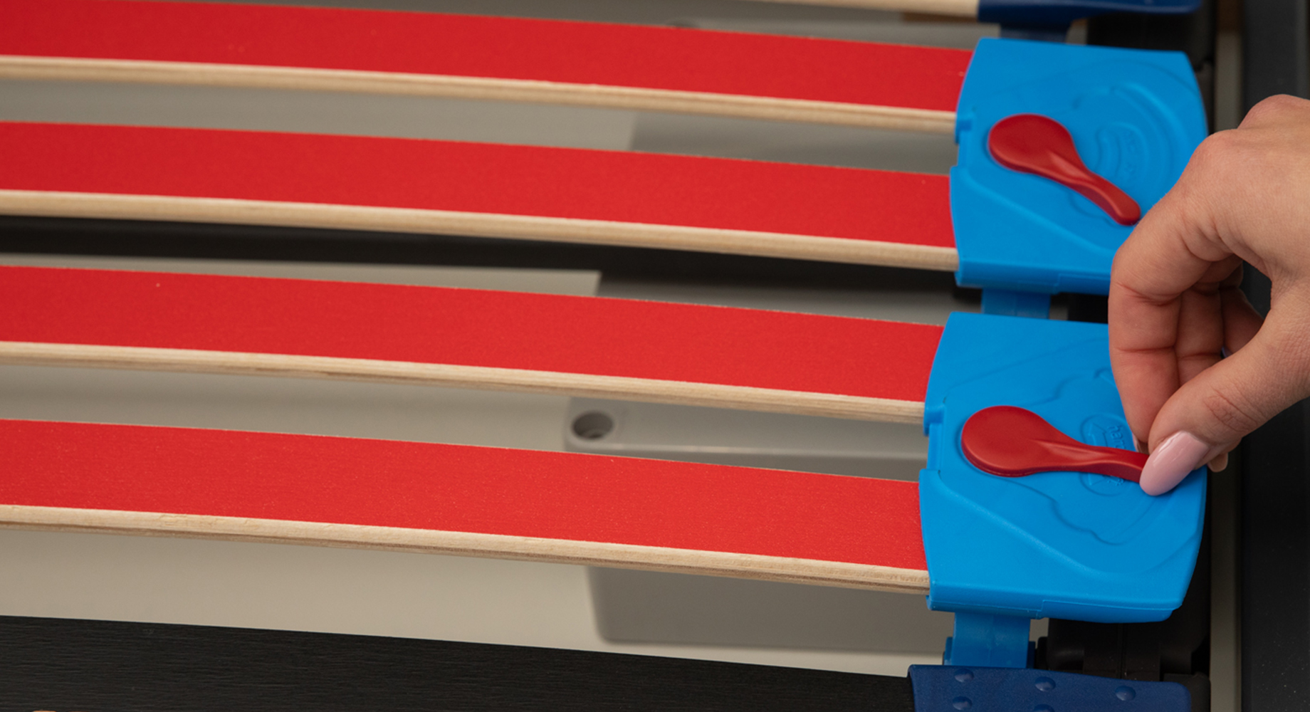 ROMA lova dvigulė auto 1600x2000 3