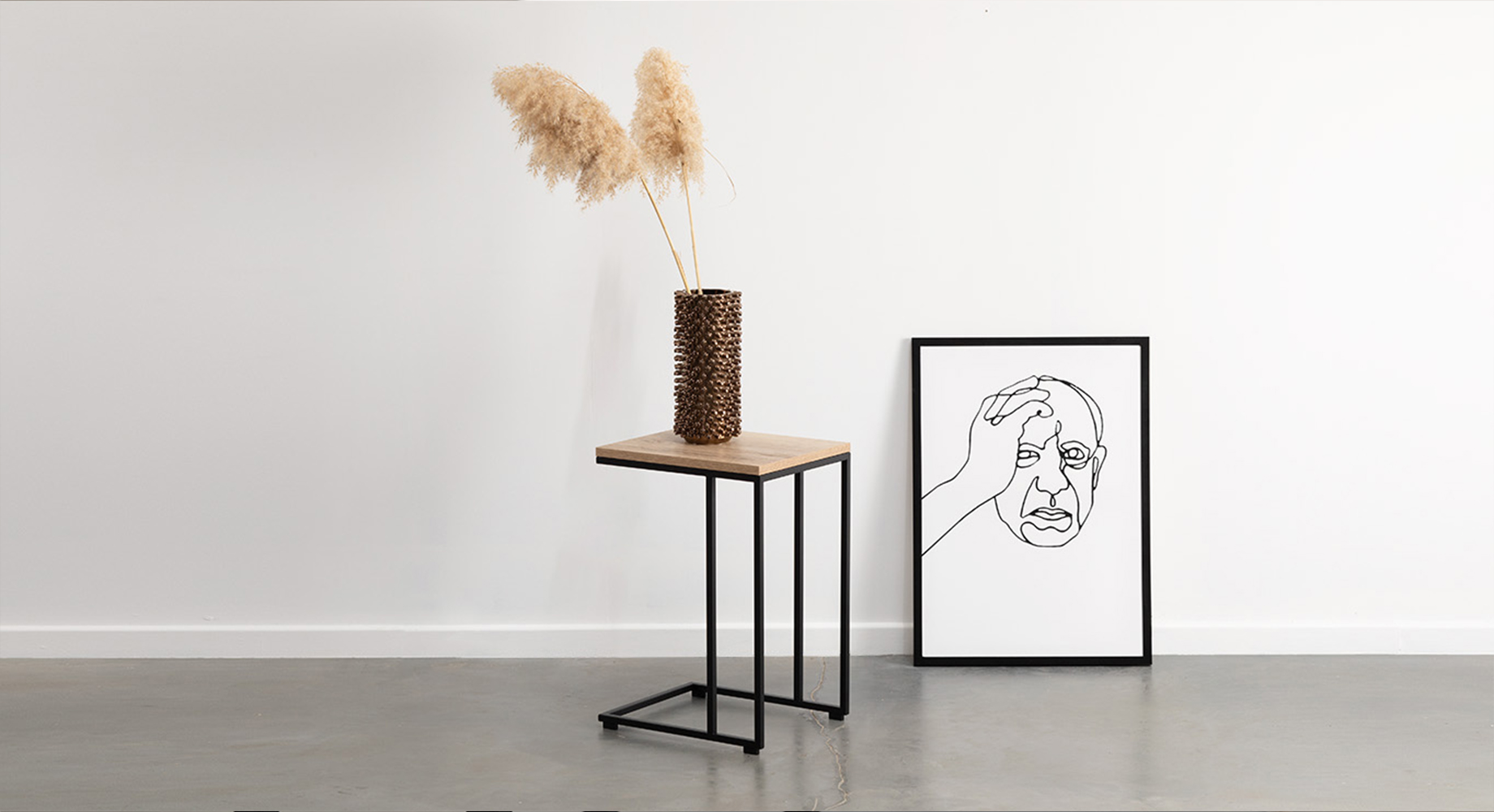 DOMINO staliukas 400x330 2