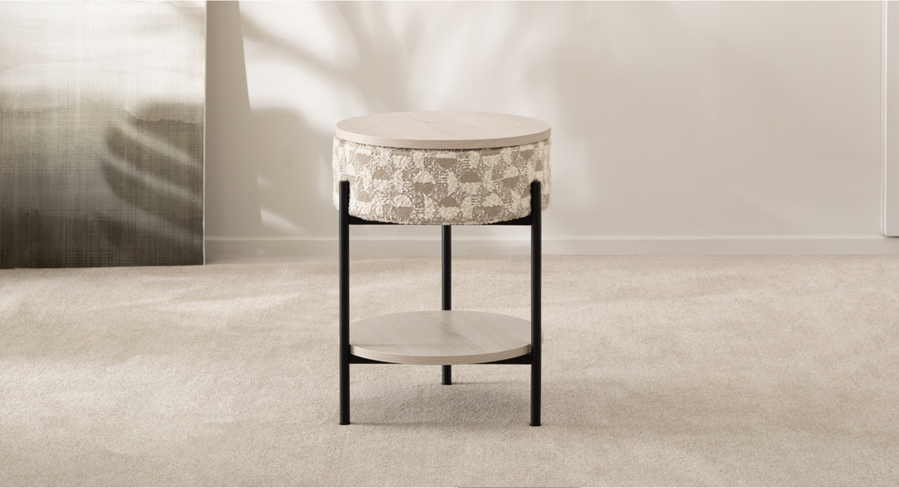 GRAND staliukas D440 2