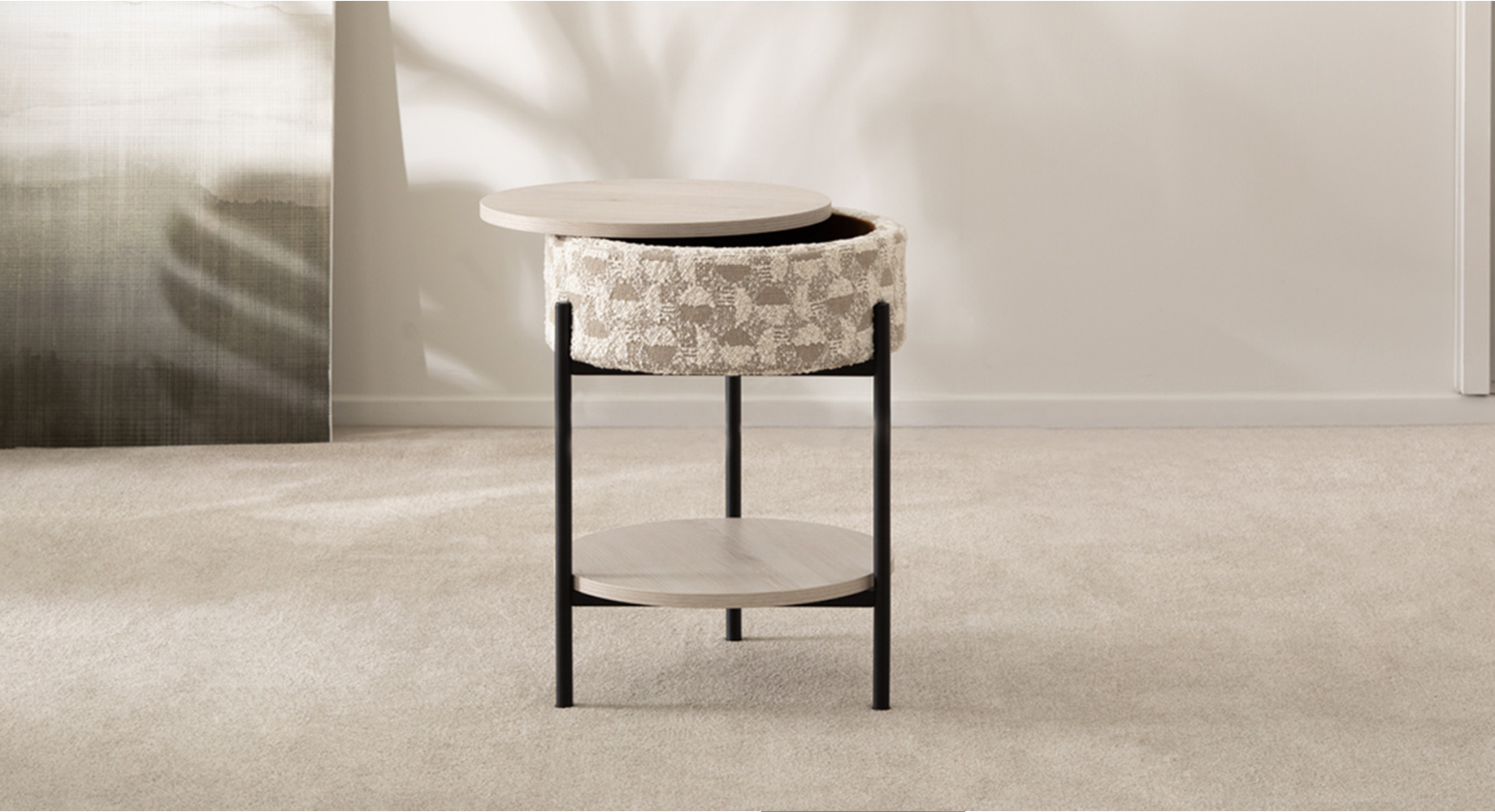 GRAND staliukas D440 4