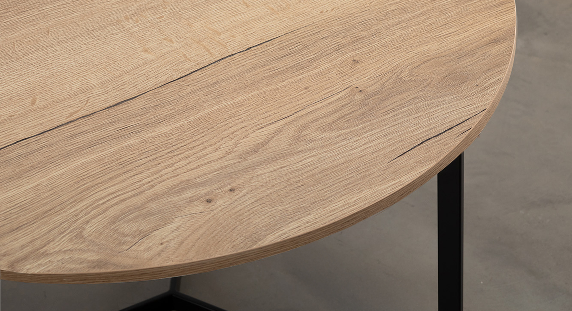 LUNA staliukas D600 3