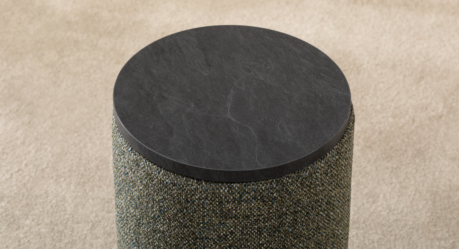 VILNIUS staliukas D300 3