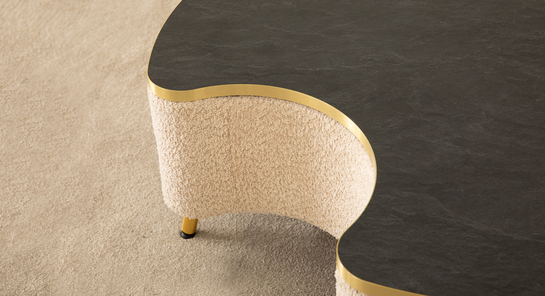 VILNIUS MOON staliukas D900 4