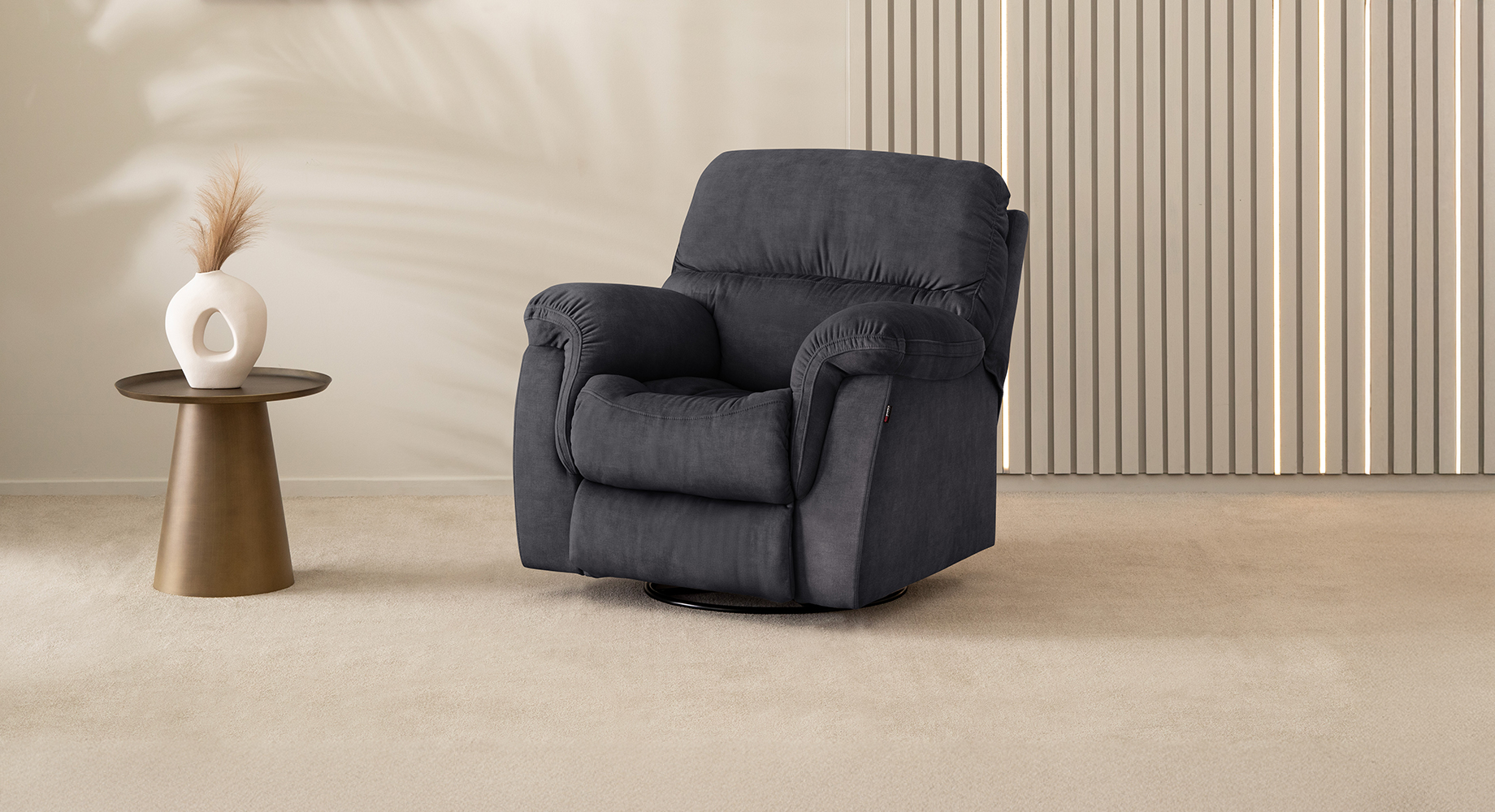 VENERA fotelis su reglaineriu paveiklėlis 2