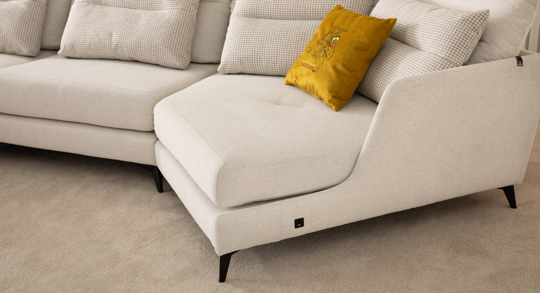 VYTIS LONG minkštas kampas 4020x1600 3