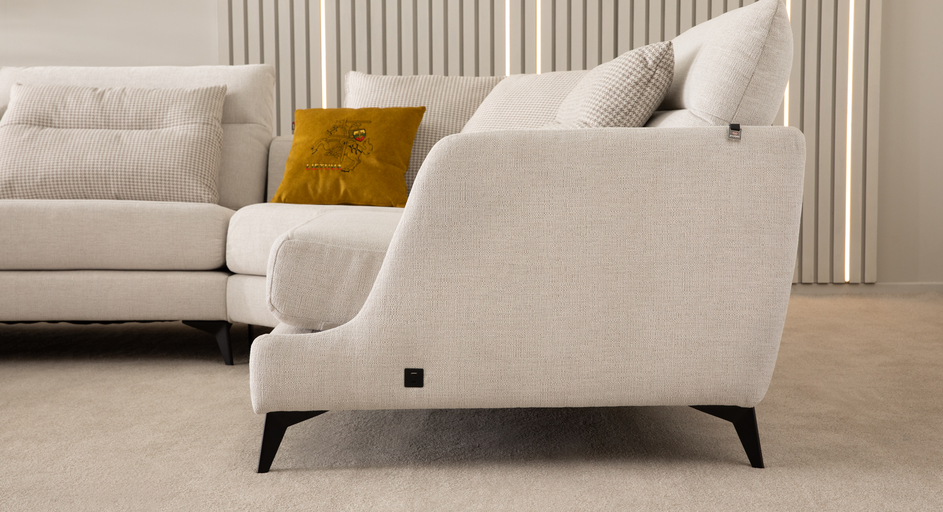 VYTIS MEGA minkštas kampas 3820x2340 4