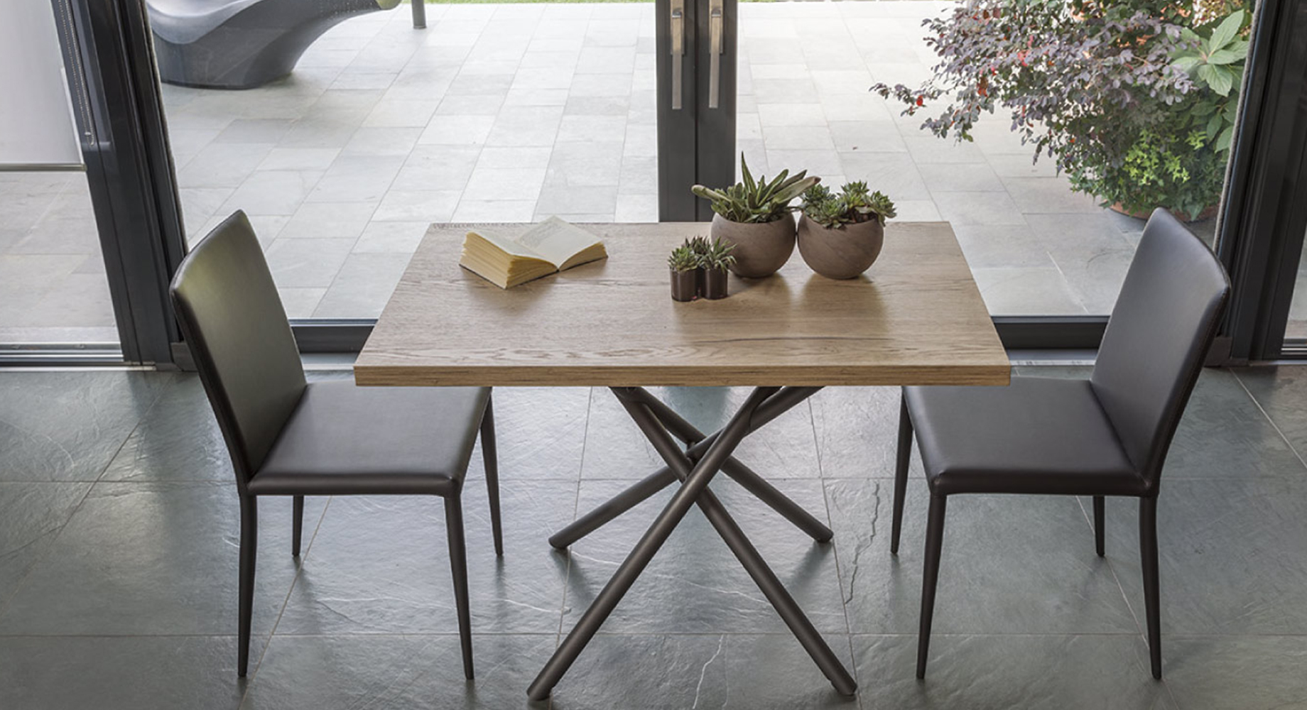 LOTUS stalas transformuojamas 680x1100 2