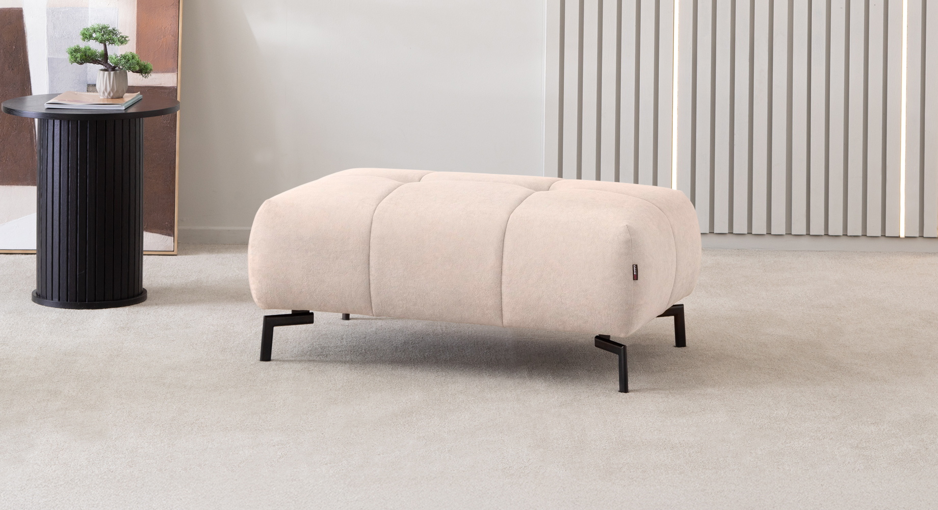 GOLD pufas 1070x700 2 GOLD pufas 1070x700 2