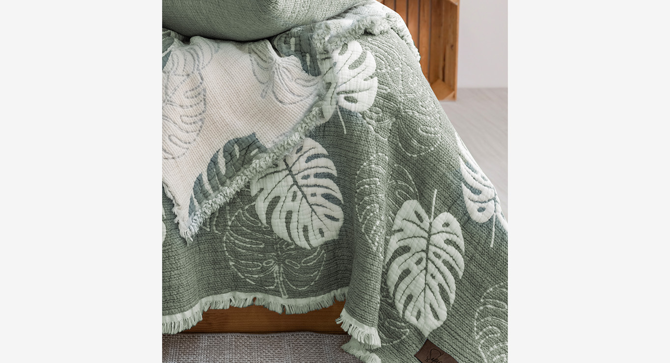 FOREST D lovatiesės komplektas green 2400x2600 2