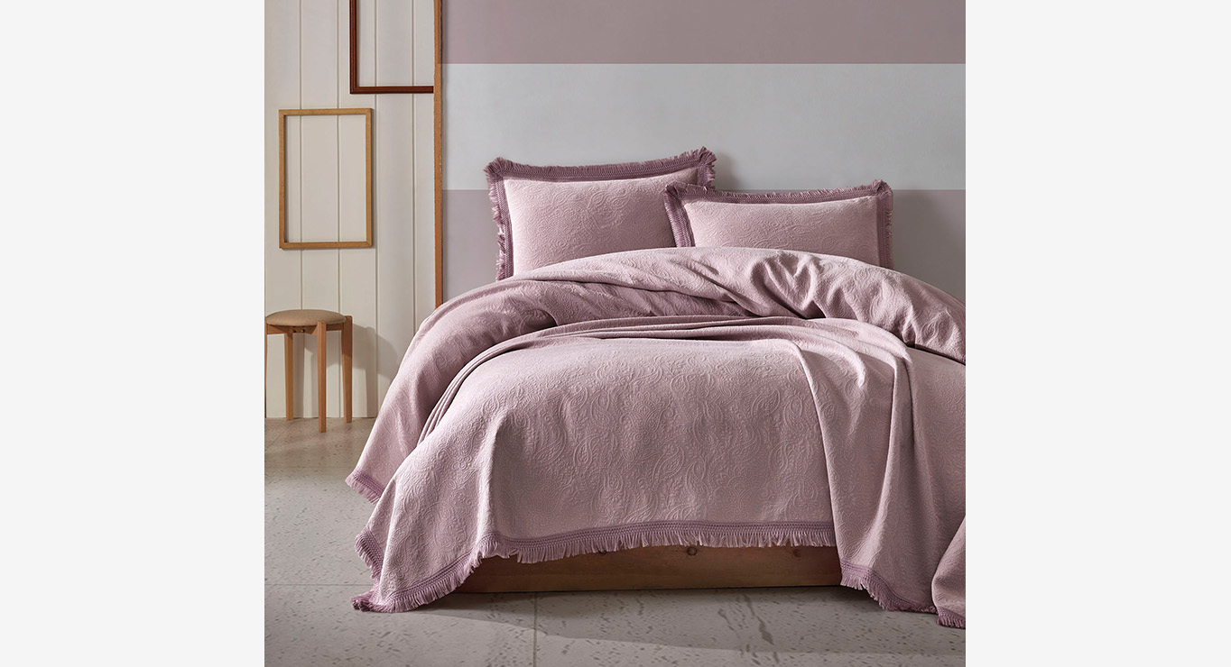 GRACE lovatiesės komplektas violetinės spalvos 2400x2600 1