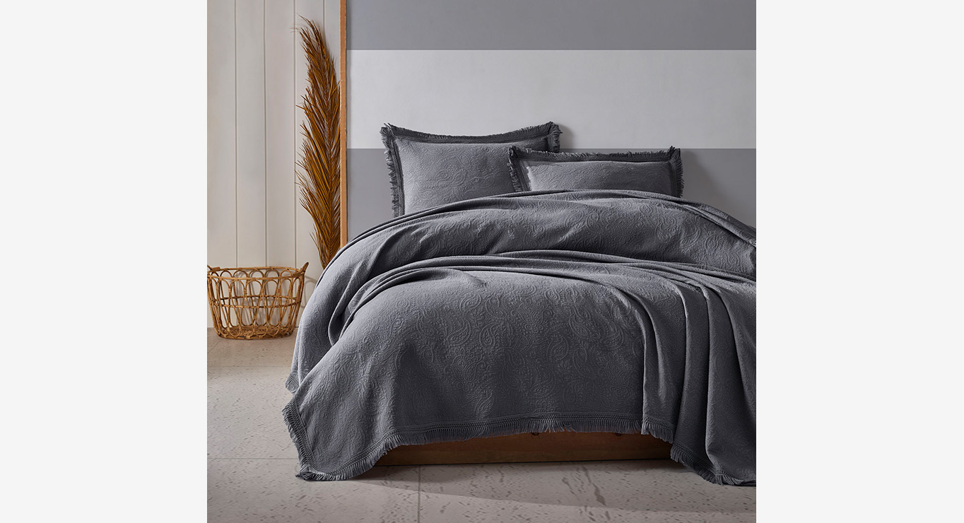 GRACE lovatiesės komplektas tamsiai pilkos spalvos 2400x2600 1