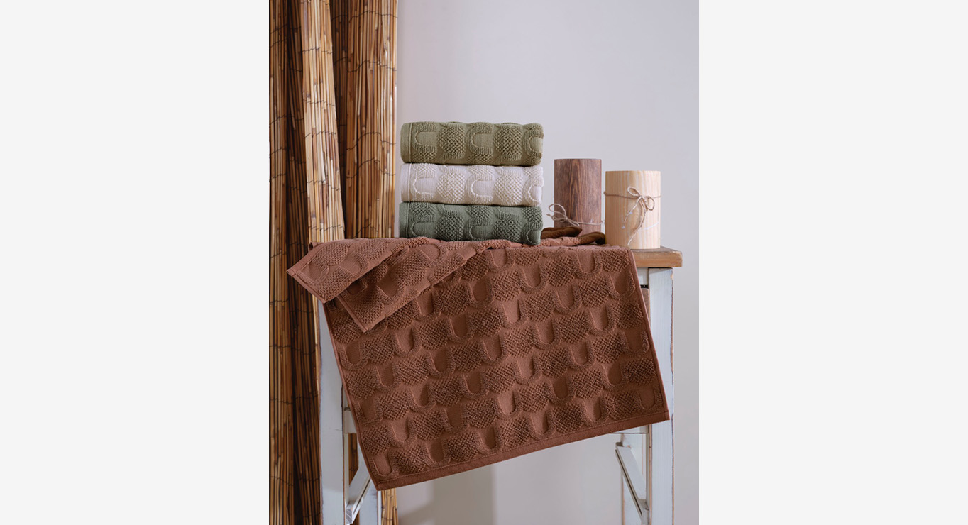 ESTER rankšluosčių kompletas įvairių spalvų 500x900 1