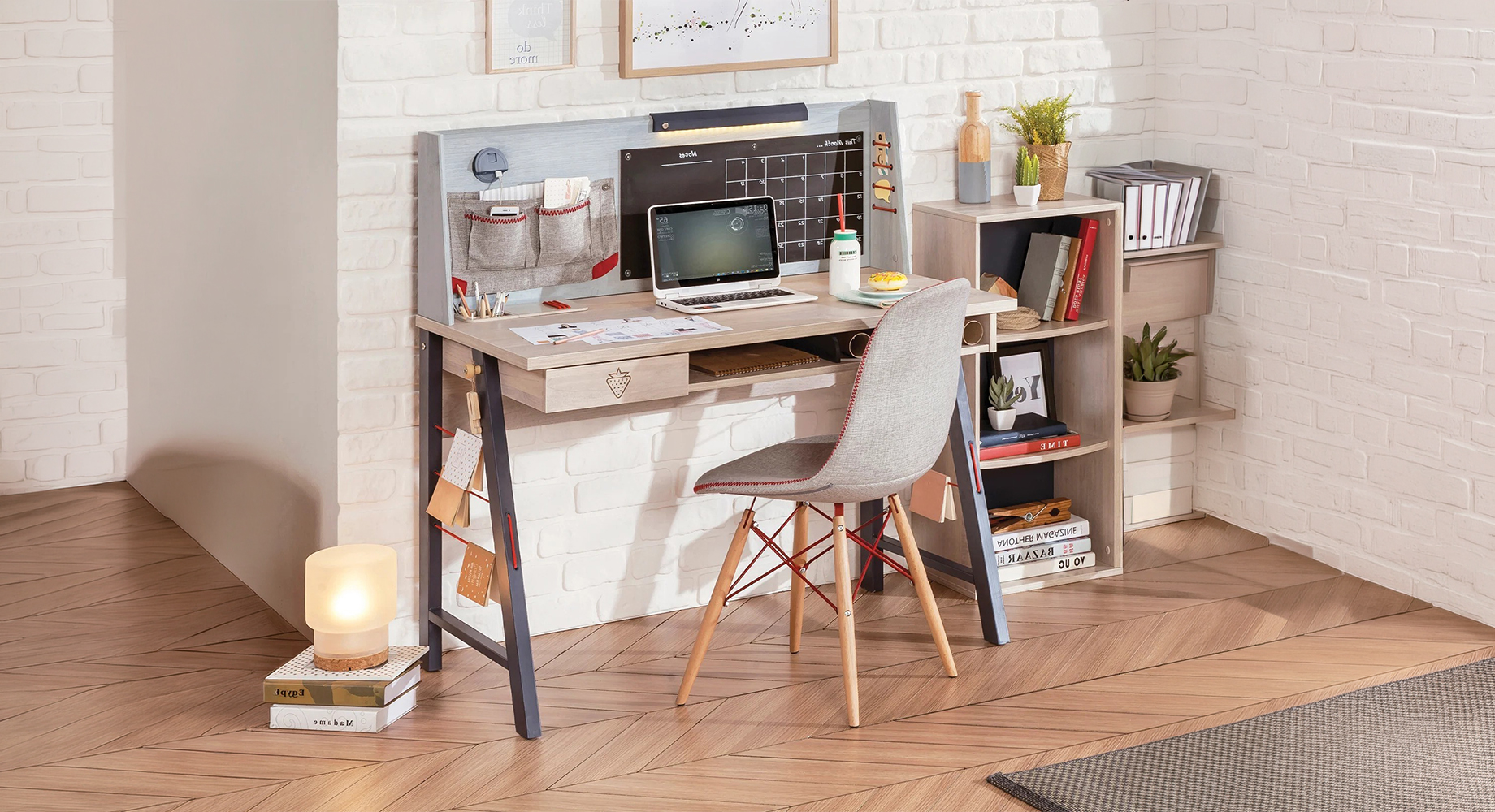 TRIO rašomasis stalas 1140x640 2