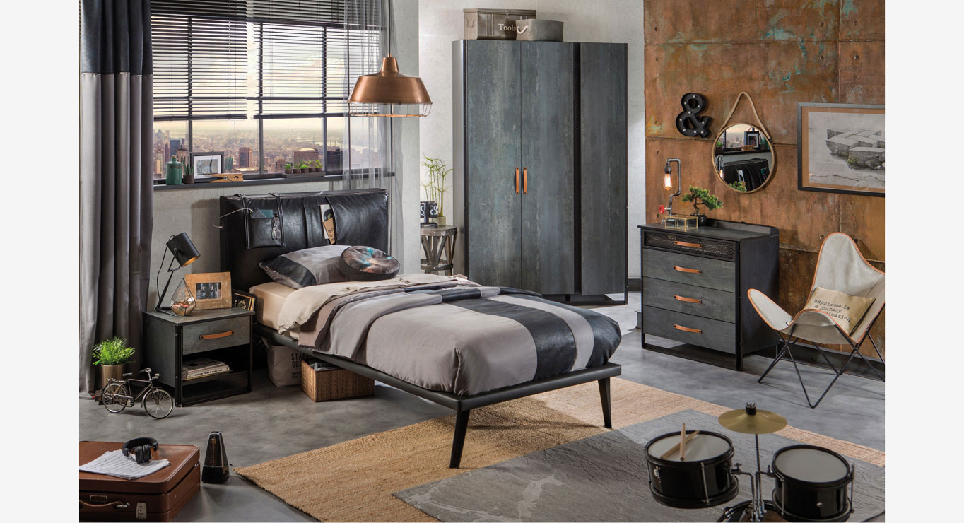 DARK METAL spinta 1320x620 2