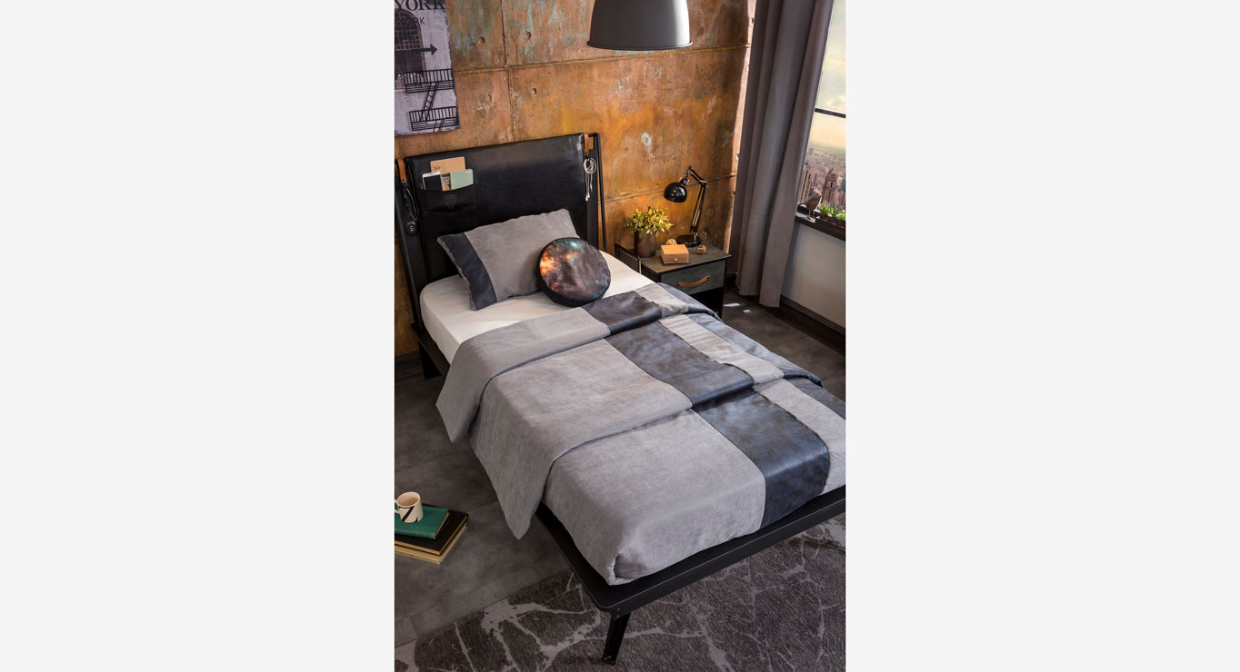 DARK METAL naktinė spintelė 540x400 3 DARK METAL naktinė spintelė 540x400 3