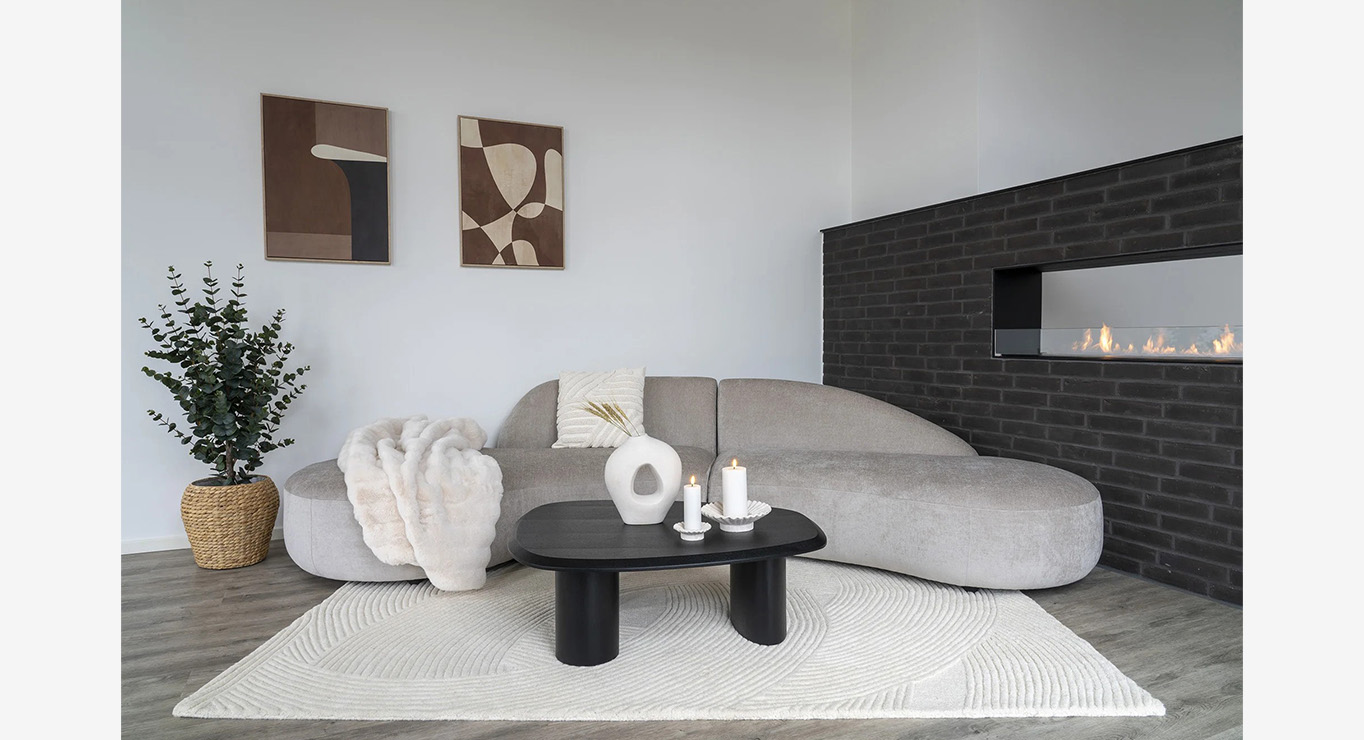 TIRANO staliukas 960x780 3