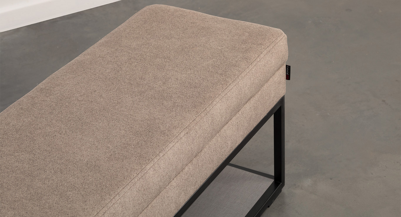 DOMINO pufas su dėže ir lentyna 11 DOMINO pufas su dėže ir lentyna 11