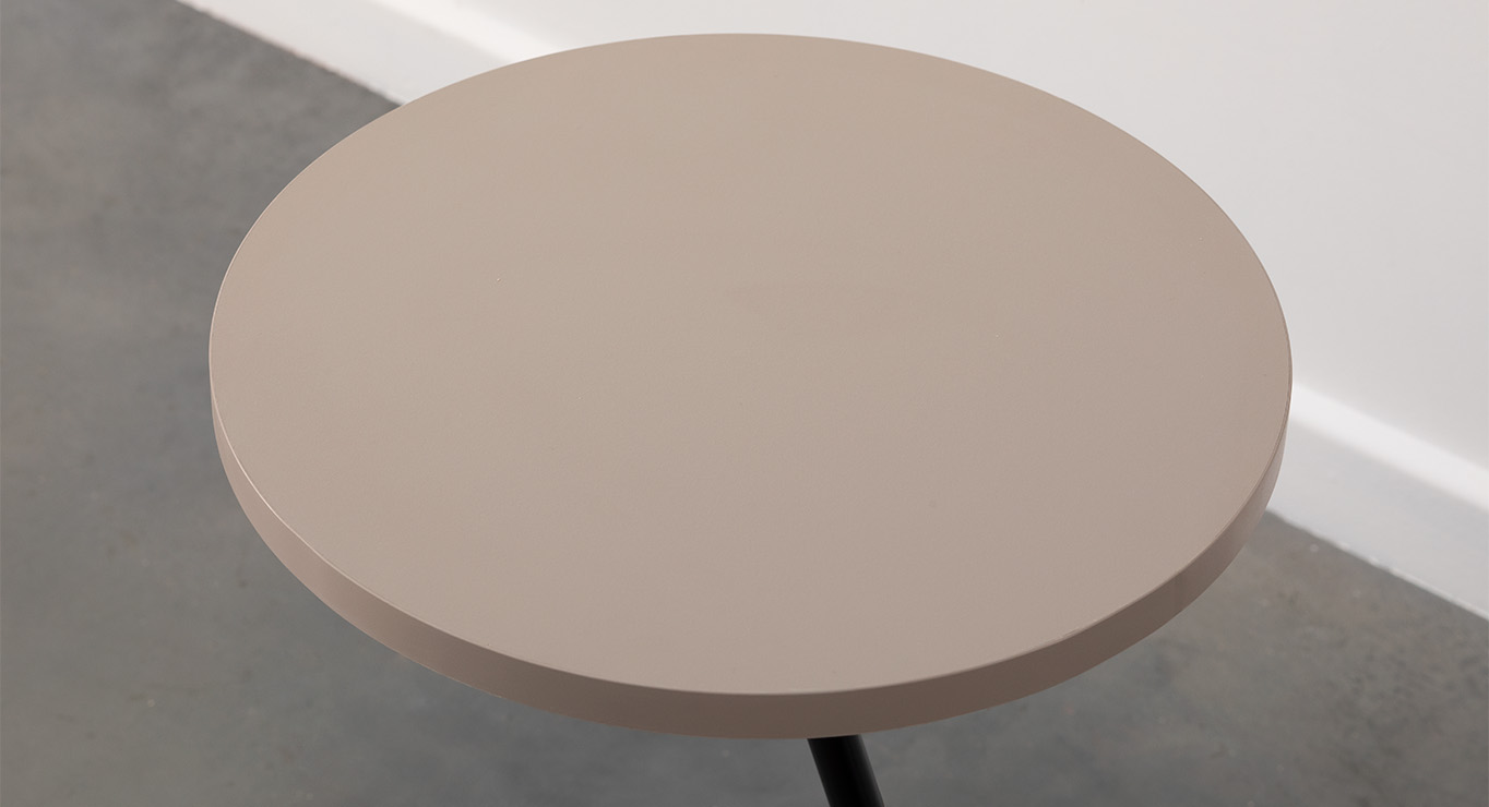 ALFA staliukas 8 ALFA staliukas 8