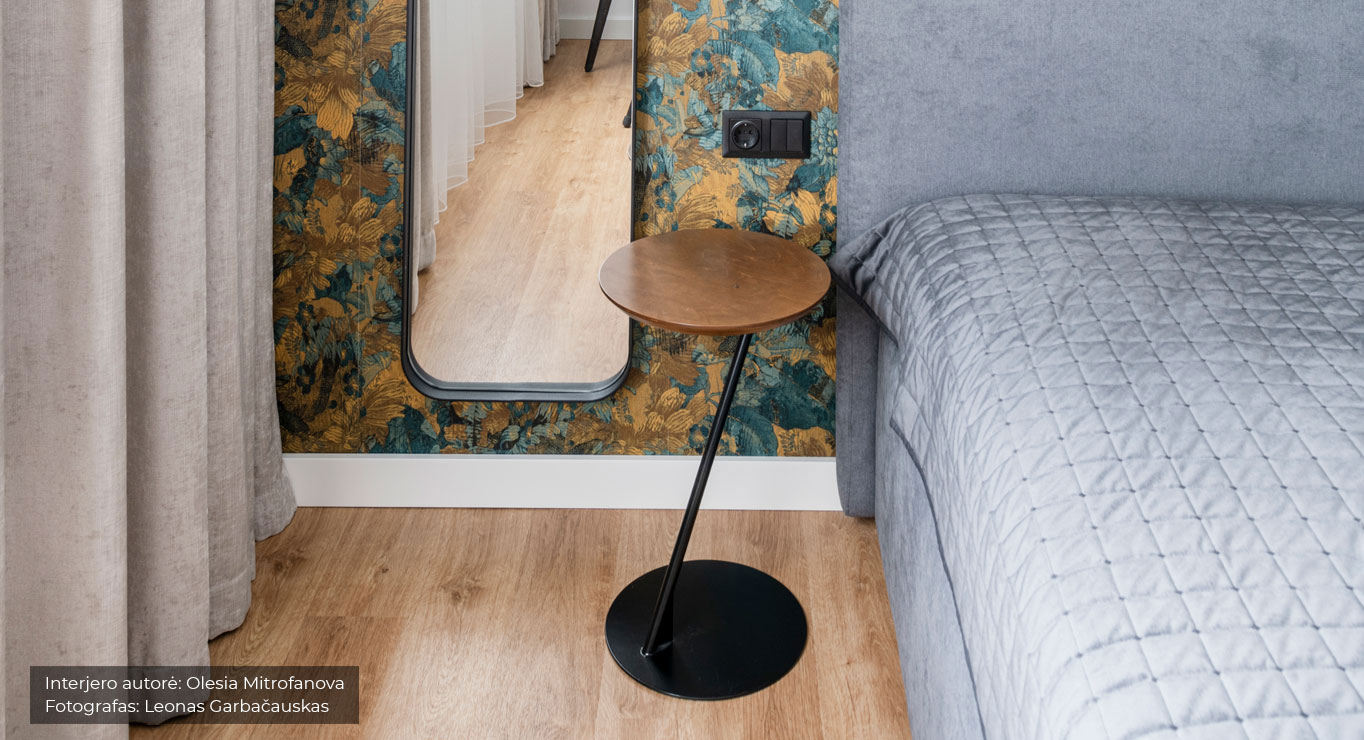 ALFA staliukas 2 ALFA staliukas 2