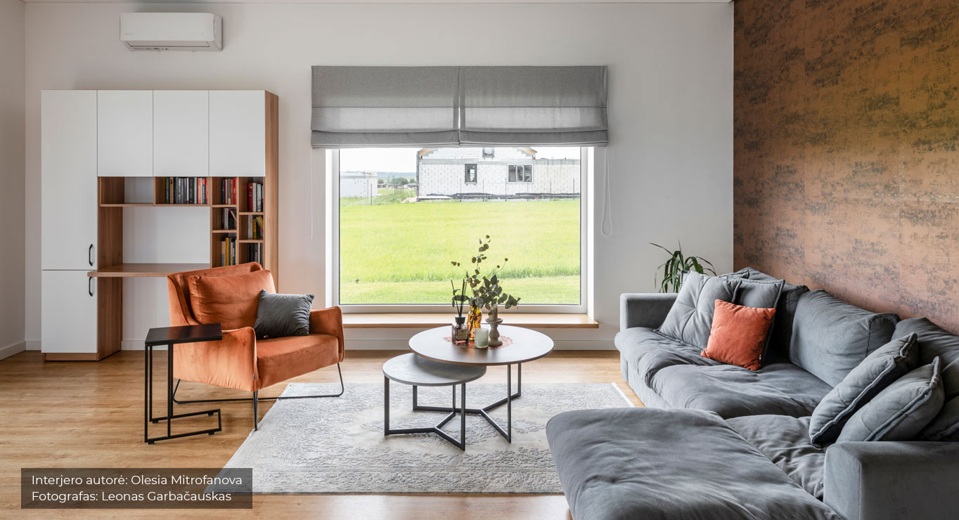 DOMINO staliukas H575 4