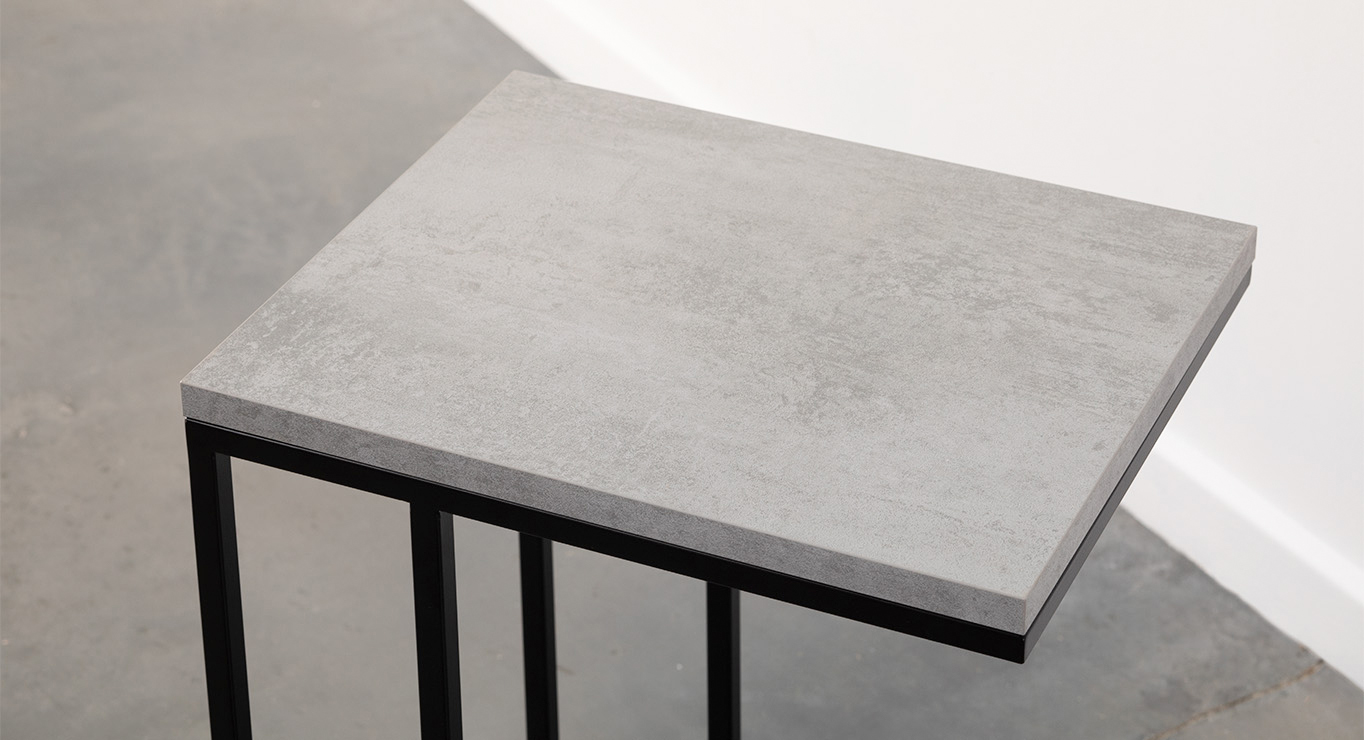 DOMINO staliukas H575 16