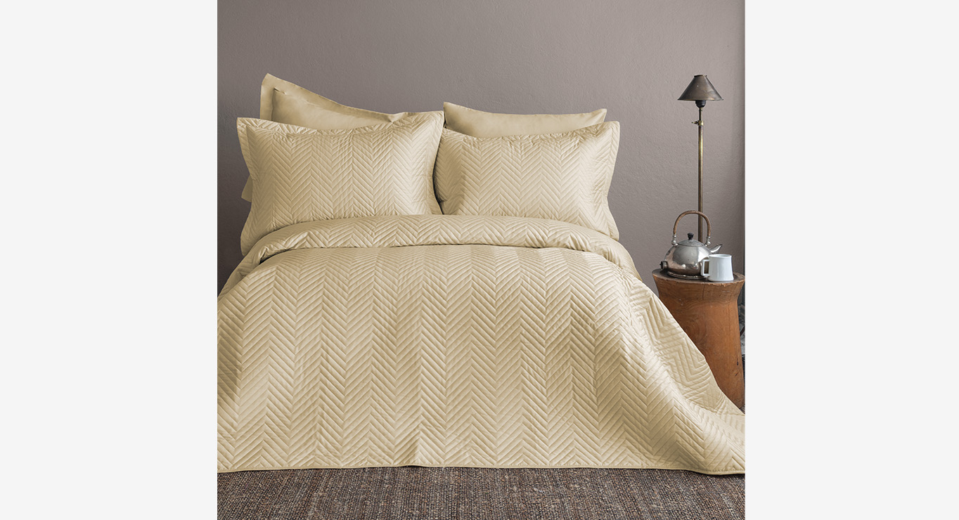 SIMPLY lovatiesės komplektas smėlinės spalvos 2600x2400 1