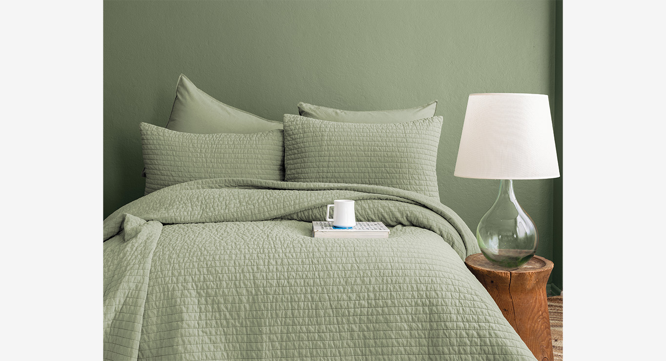 SAVANNA lovatiesės komplektas žalios spalvos 2400x2600 1