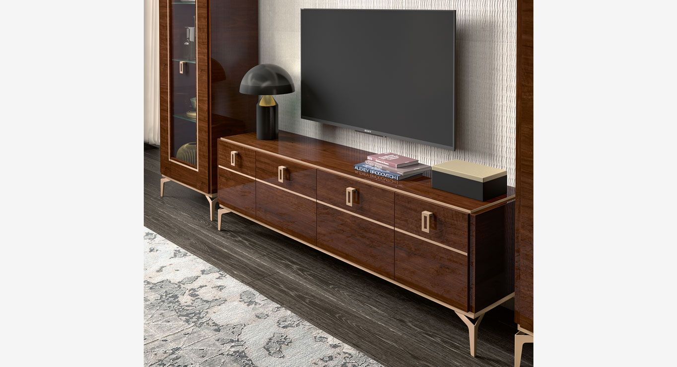 EVA TV spintelė 1950x490 4