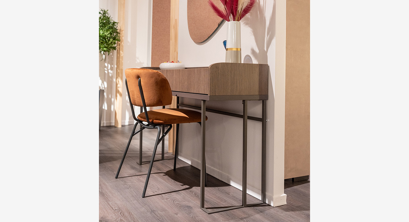 HEXAGON konsolė 1300x410 paveiklėlis