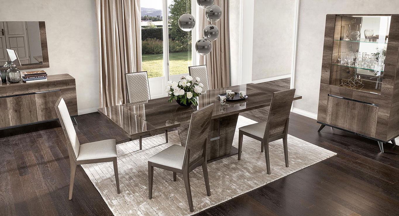 MEDEA vitrina 1070x450 4