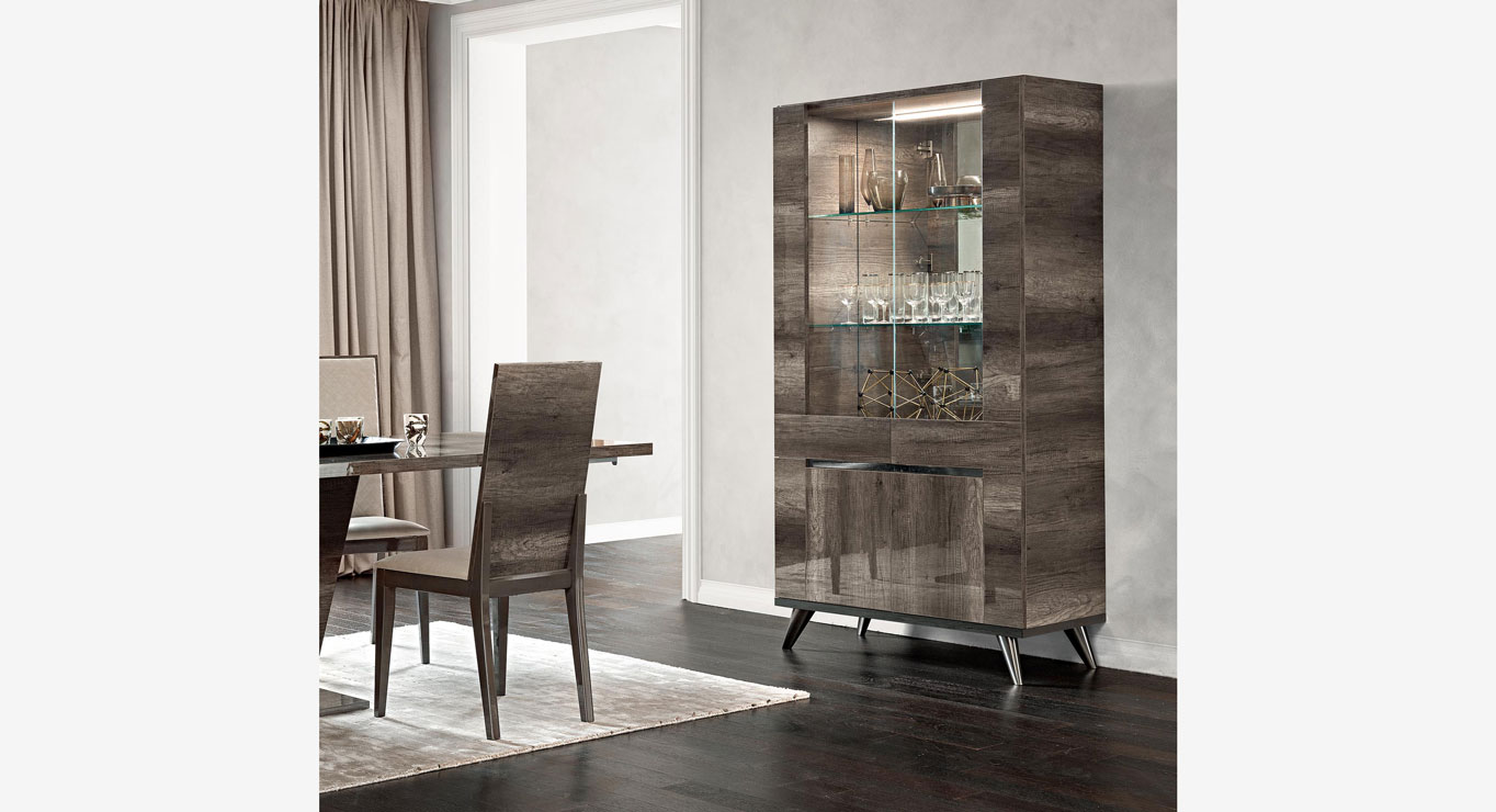 MEDEA vitrina 1070x450 3