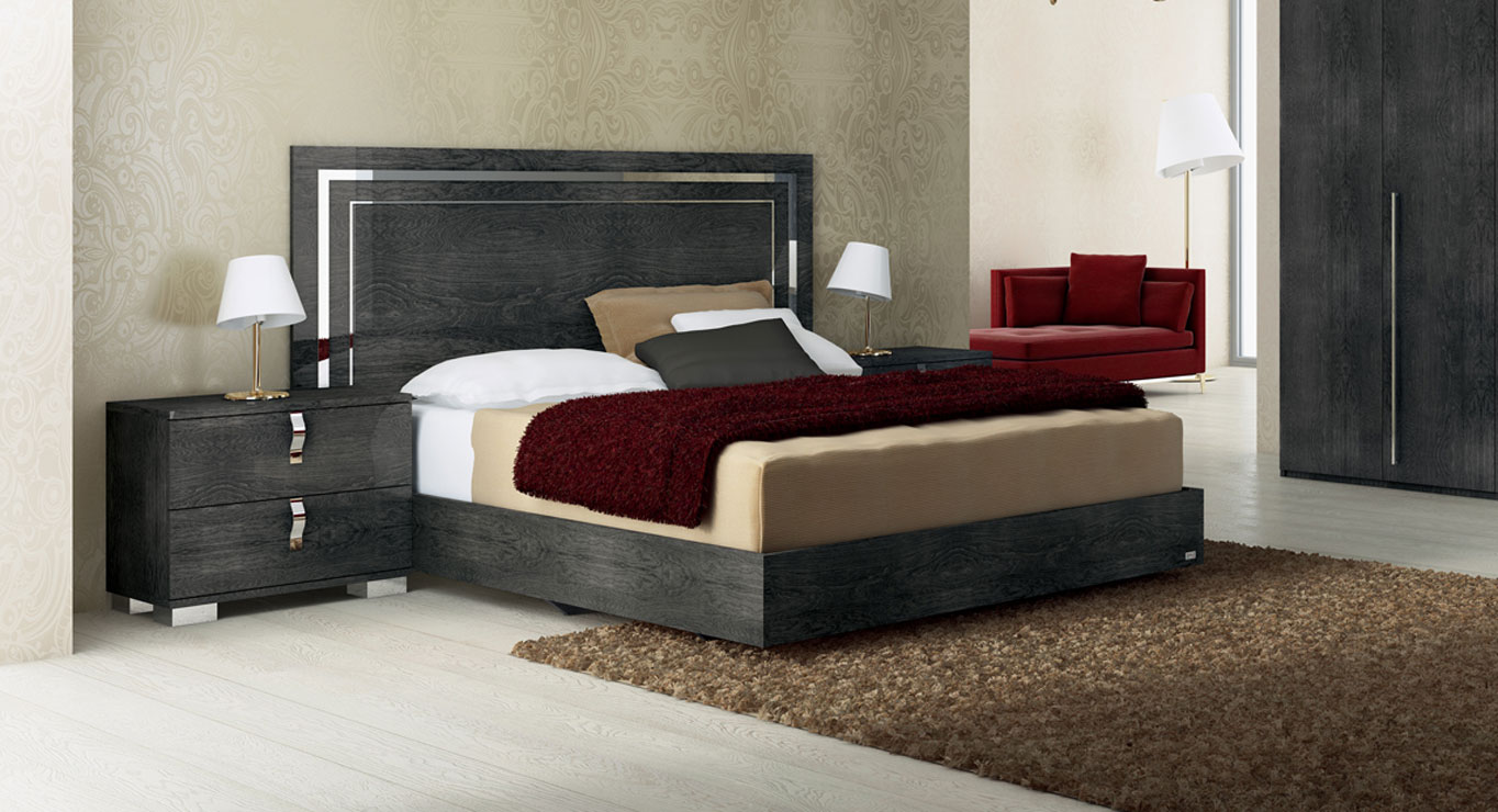 SARAH naktinė spintelė 690x410 7