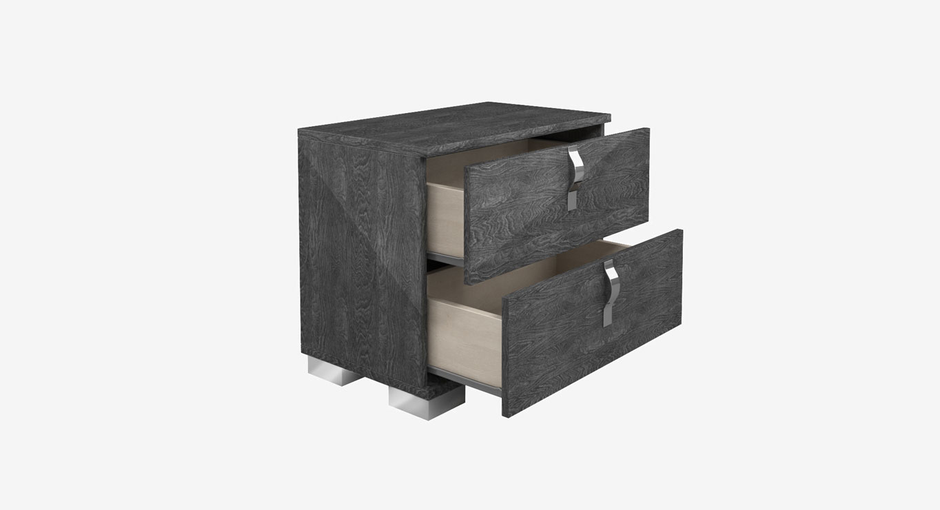 SARAH naktinė spintelė 690x410 4